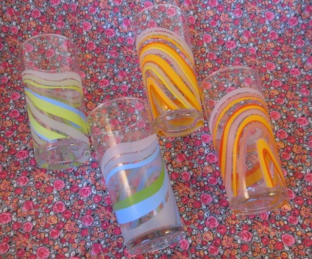 4 verres à orangeade pop